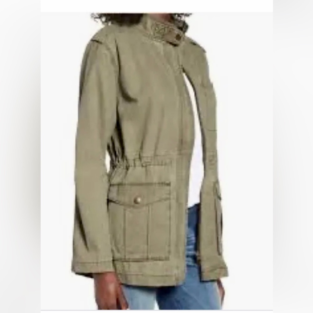 BP Army green Field Utility Jacket with hidden drawstring for adjusting waist L